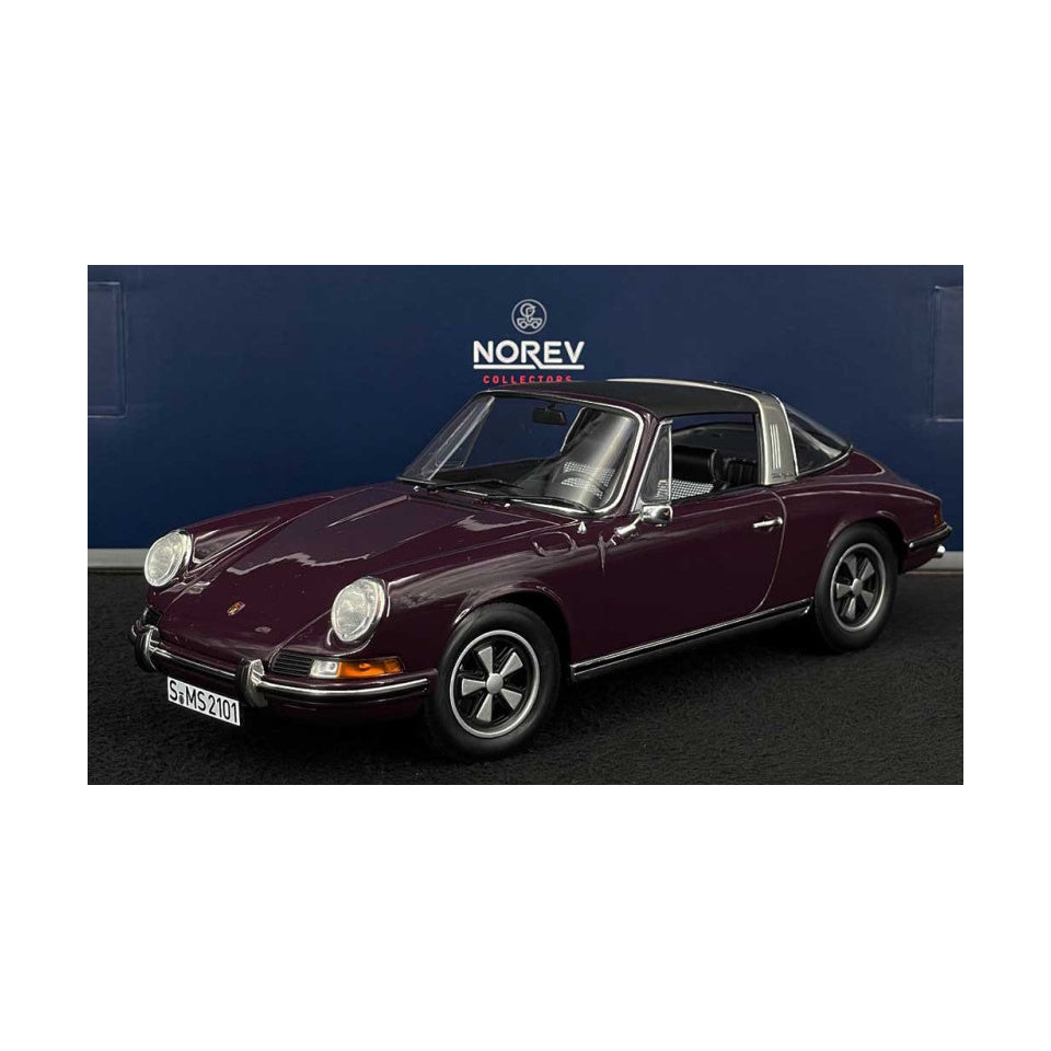 Model Porsche 911 E Targa 1971