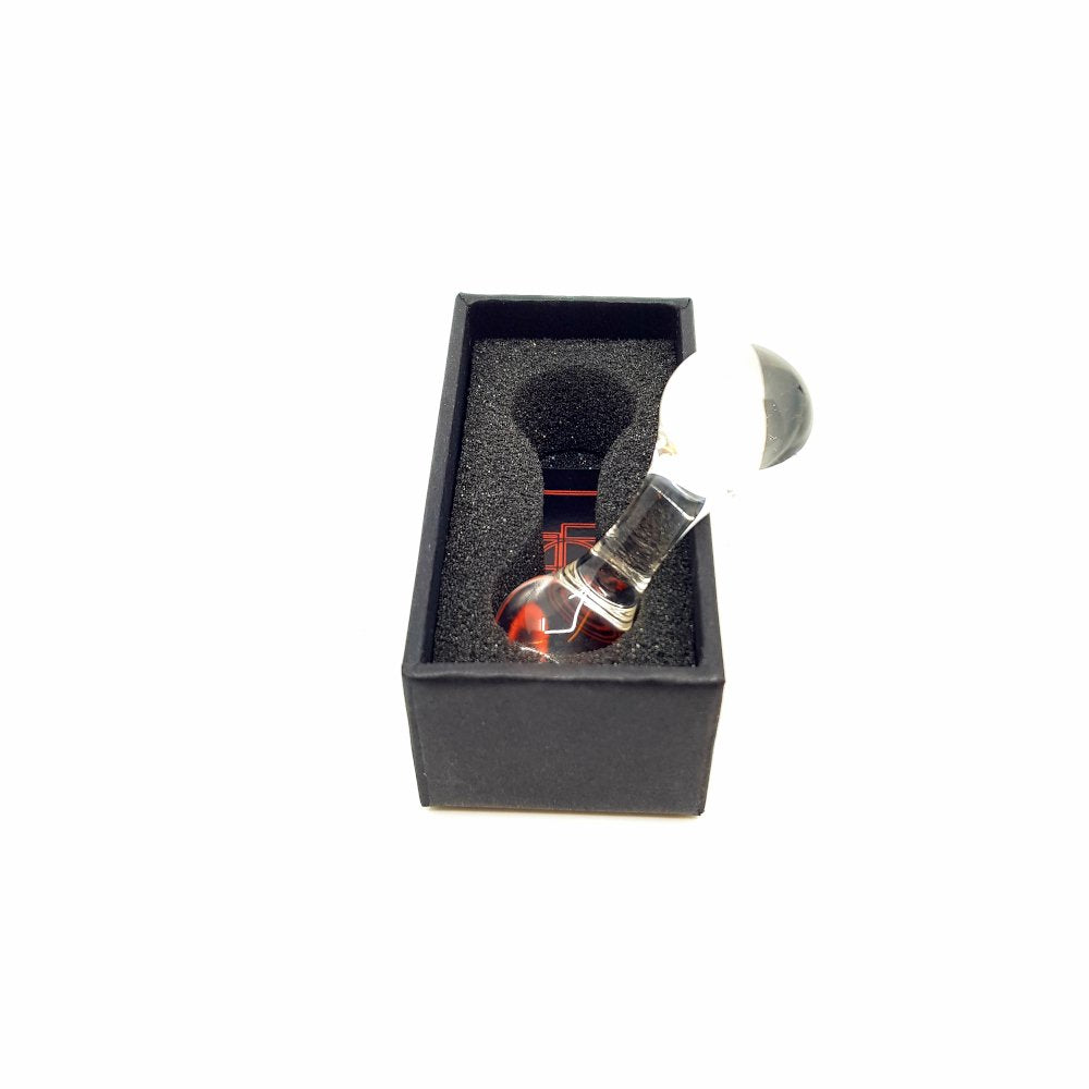 Knucklebone (clear ice)